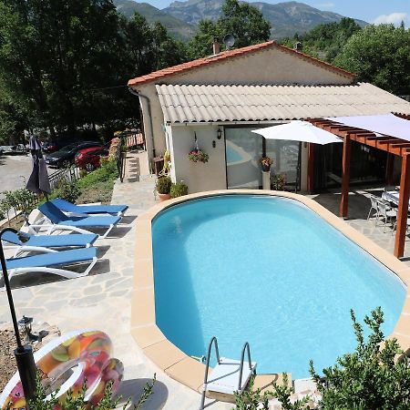 Maison Castellane Chambre D'Hotes B&B المظهر الخارجي الصورة