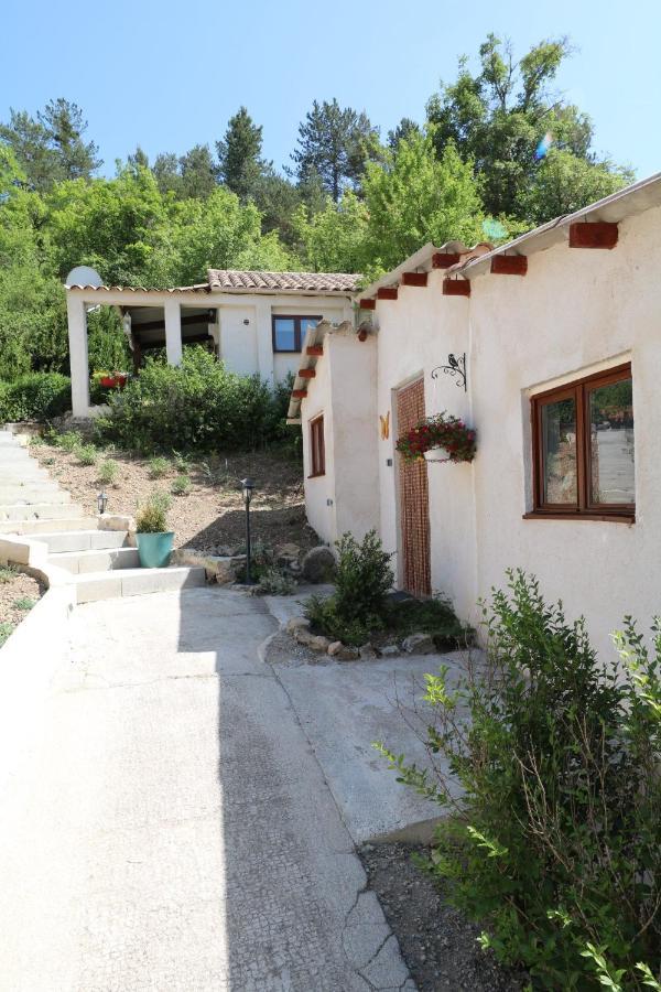 Maison Castellane Chambre D'Hotes B&B المظهر الخارجي الصورة