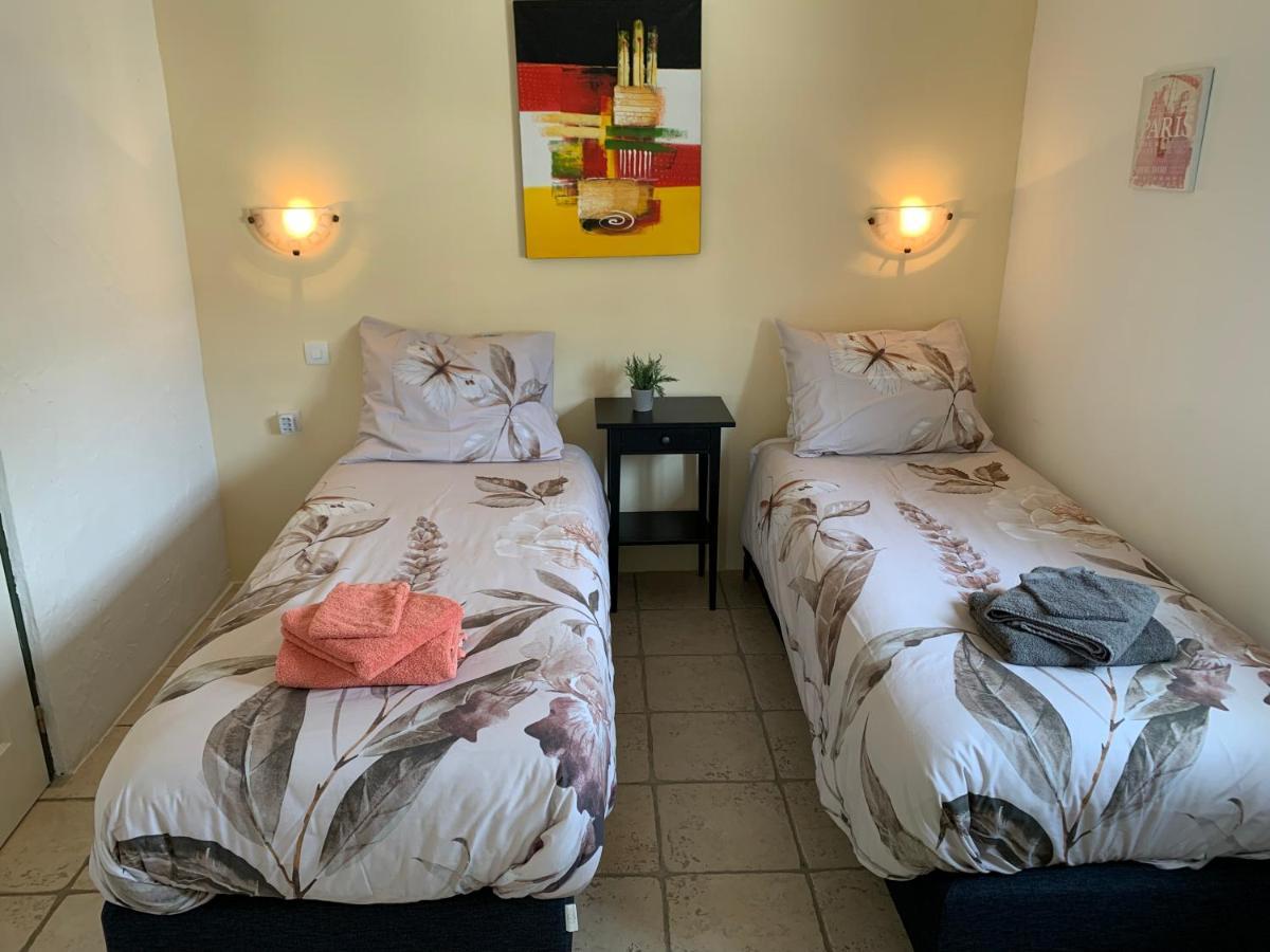 Maison Castellane Chambre D'Hotes B&B المظهر الخارجي الصورة