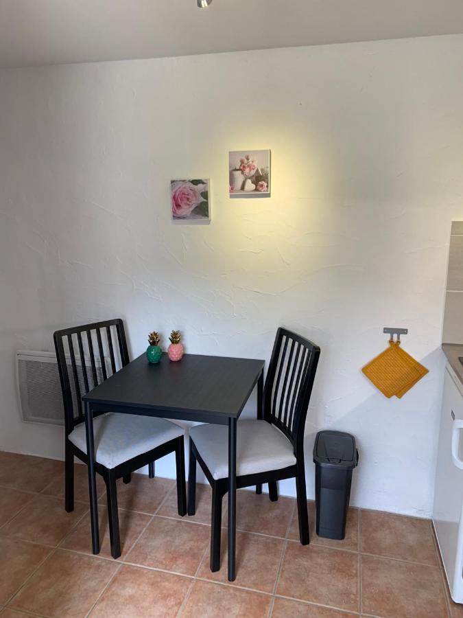 Maison Castellane Chambre D'Hotes B&B المظهر الخارجي الصورة