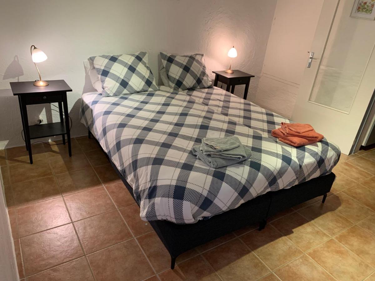 Maison Castellane Chambre D'Hotes B&B المظهر الخارجي الصورة