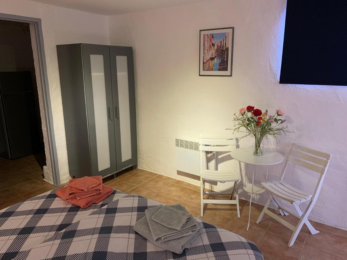 Maison Castellane Chambre D'Hotes B&B المظهر الخارجي الصورة