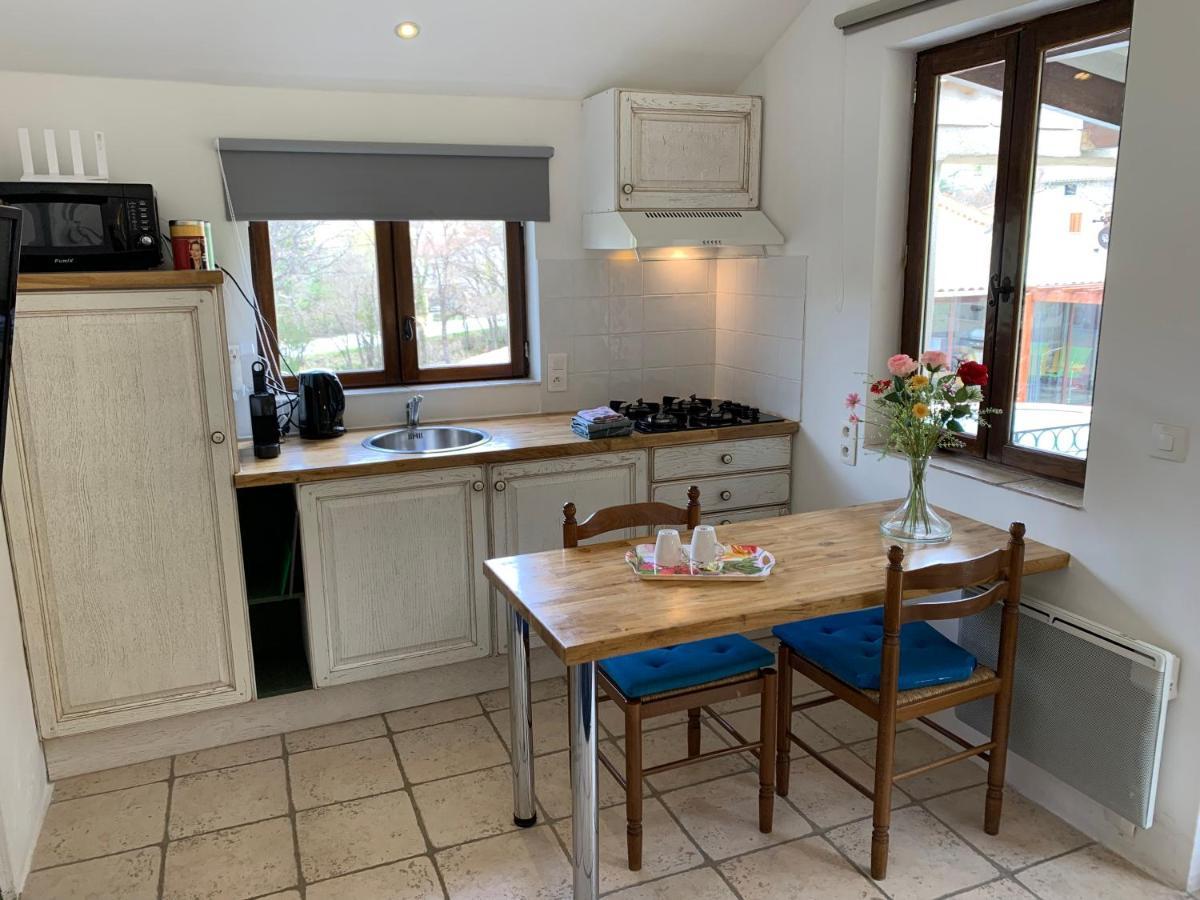 Maison Castellane Chambre D'Hotes B&B المظهر الخارجي الصورة