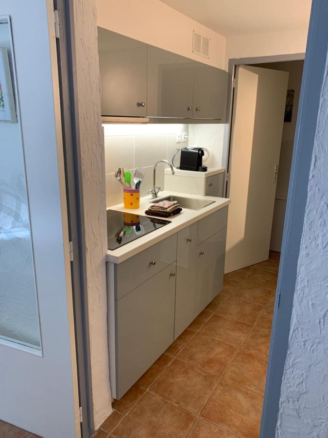 Maison Castellane Chambre D'Hotes B&B المظهر الخارجي الصورة