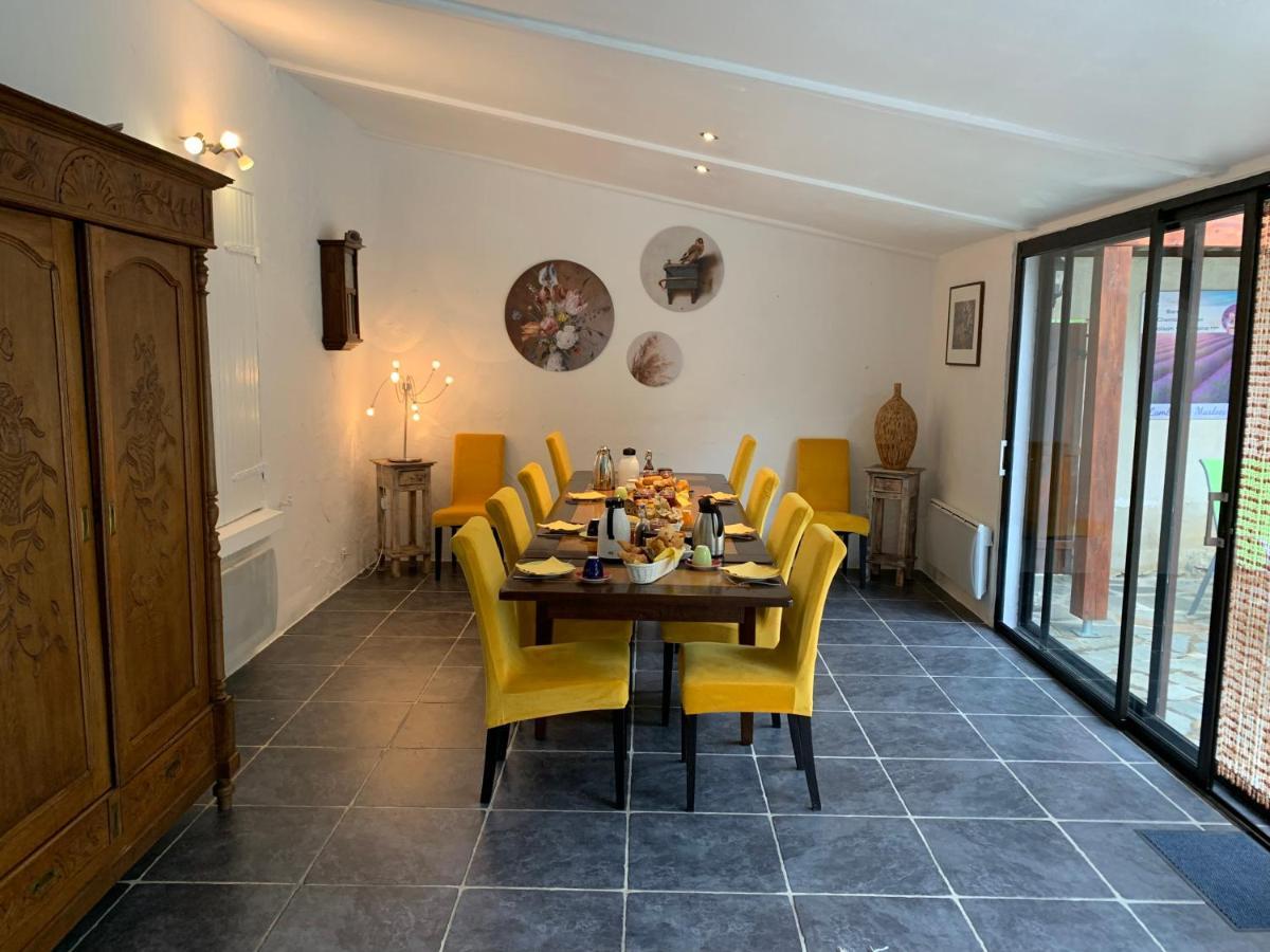 Maison Castellane Chambre D'Hotes B&B المظهر الخارجي الصورة