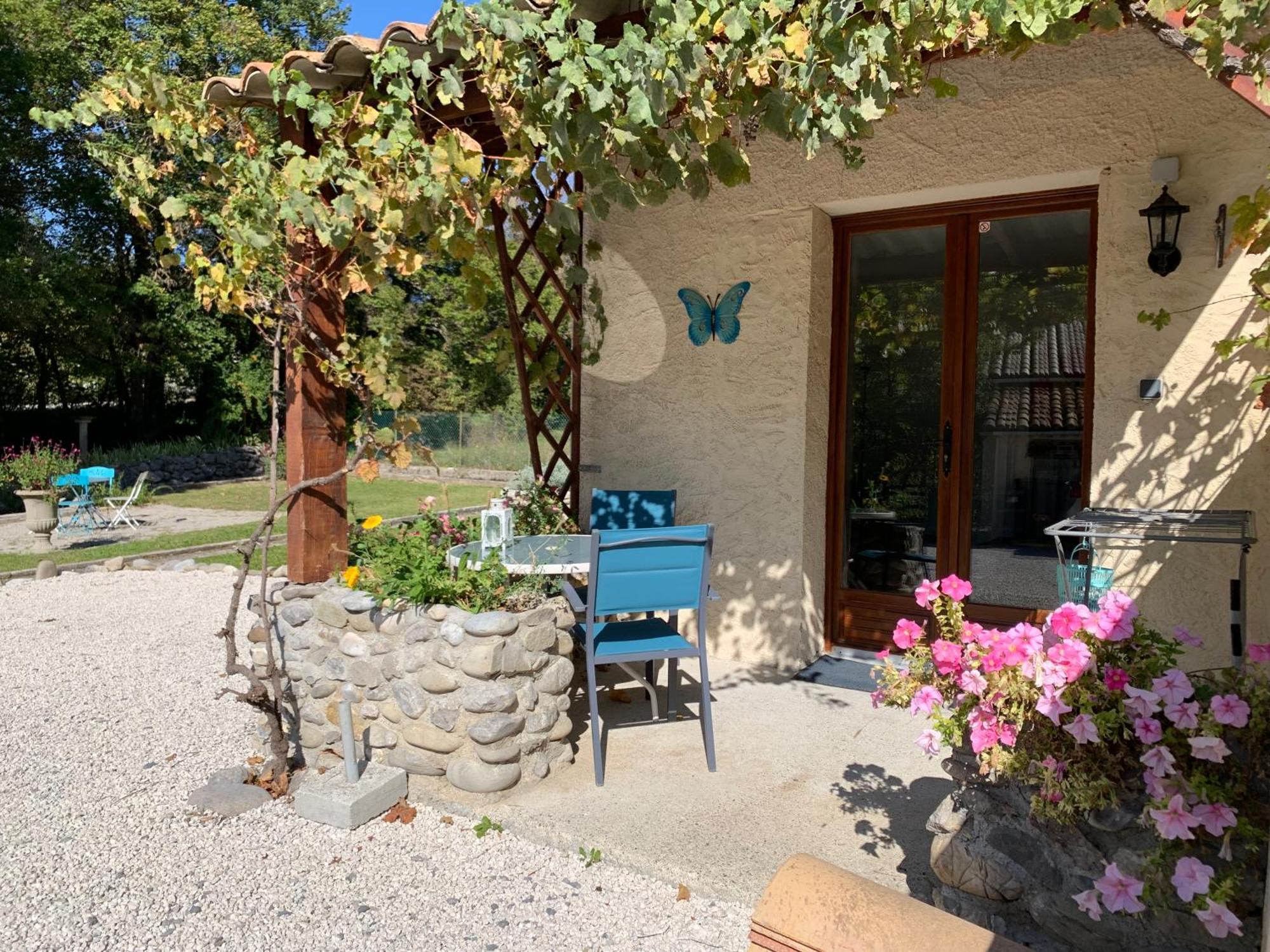 Maison Castellane Chambre D'Hotes B&B المظهر الخارجي الصورة