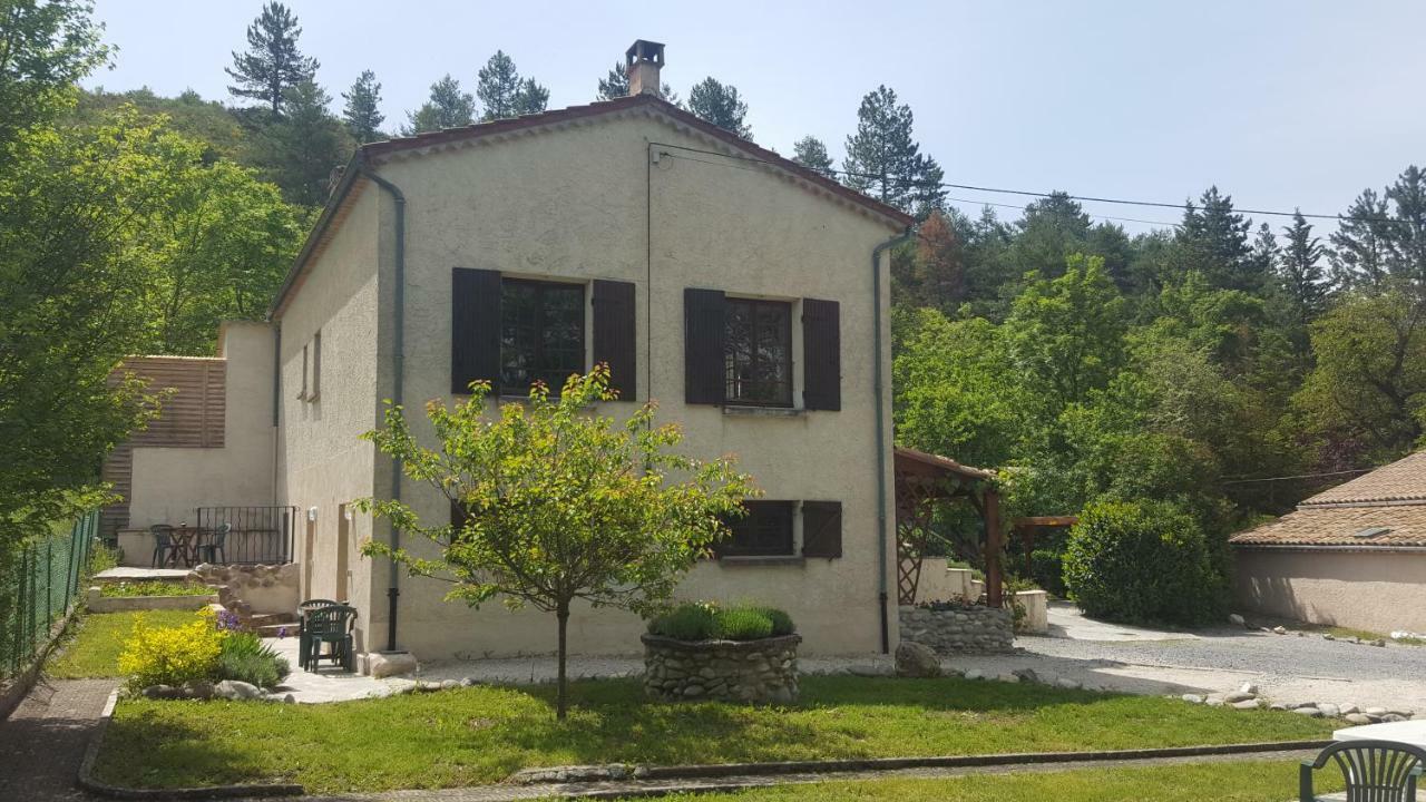 Maison Castellane Chambre D'Hotes B&B المظهر الخارجي الصورة